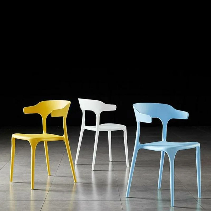 Sedia da pranzo scandinava plastica per la casa. Sedia da pranzo con schienale aperto Clearhalo