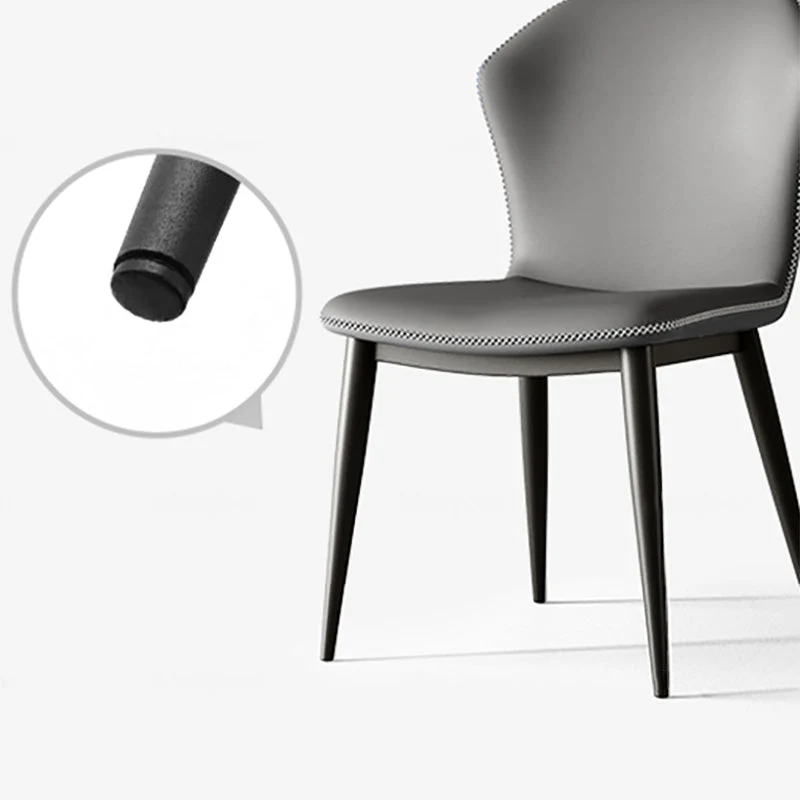Sedia da pranzo senza braccioli pelle con schienale laterale industriale e base metallo Clearhalo