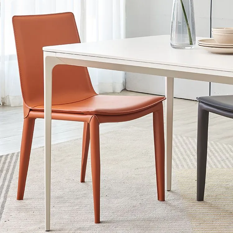 Sedia da pranzo senza braccioli pelle stile moderno Sedia laterale metallo per uso domestico Clearhalo