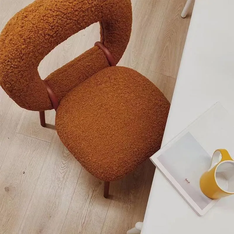 Sedia da pranzo senza braccioli stile designer Sedia velluto con schienale aperto e gambe metallo Clearhalo