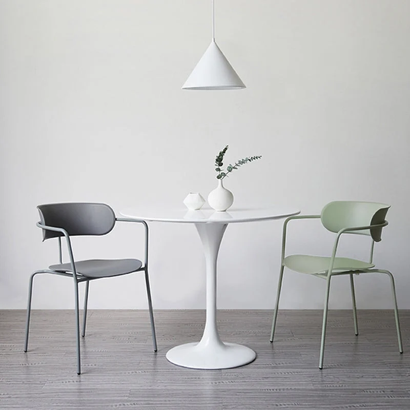Sedia da pranzo stile moderno con braccioli, plastica, con schienale aperto e base metallo Clearhalo