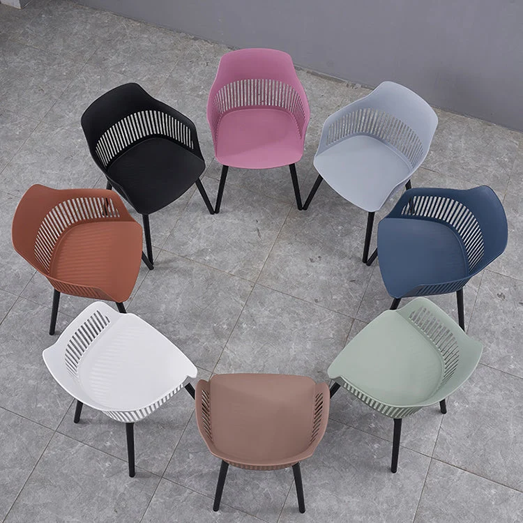 Sedia da pranzo stile moderno per cucina con gambe plastica Clearhalo