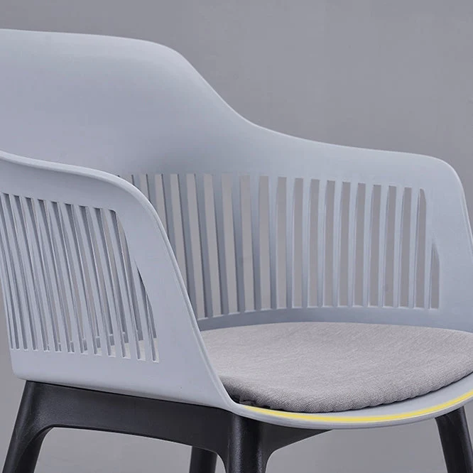 Sedia da pranzo stile moderno per cucina con gambe plastica Clearhalo