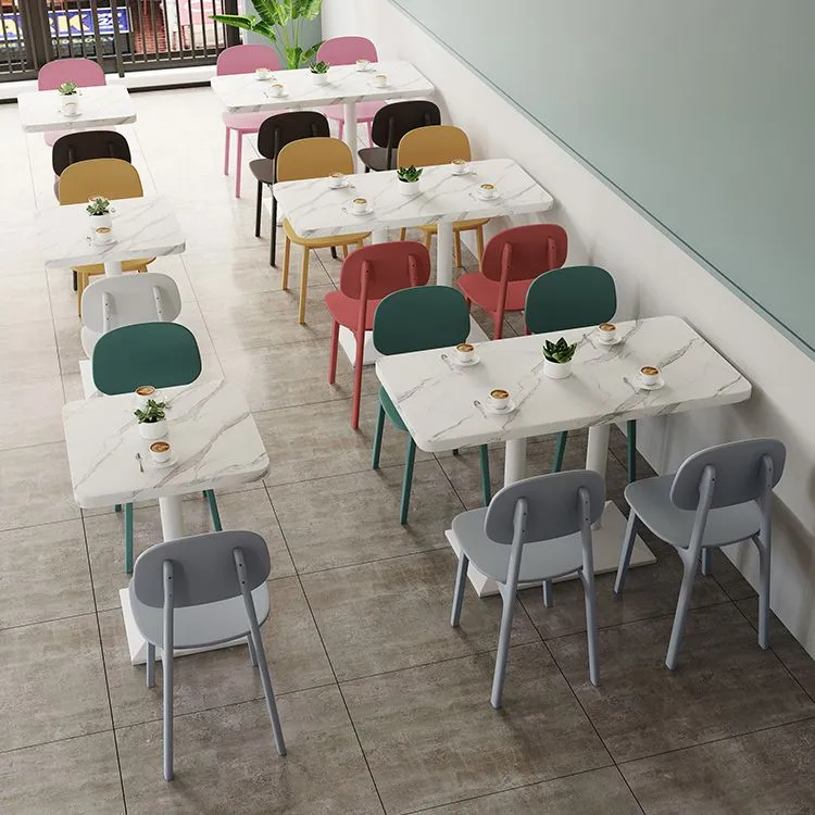 Sedia da pranzo stile moderno Sedie laterali da pranzo plastica senza braccioli per cucina (set di 4) Clearhalo