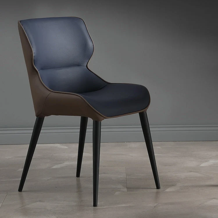 Sedia da pranzo stile scandinavo ecopelle con schienale massiccio e 4 gambe con finitura nera Clearhalo
