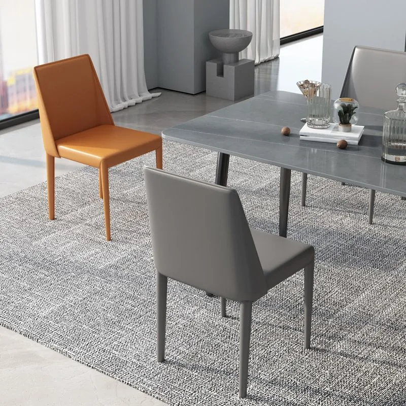 Sedia da ristorante Parsons stile designer, pelle, con finitura opaca, (set di 2) Clearhalo