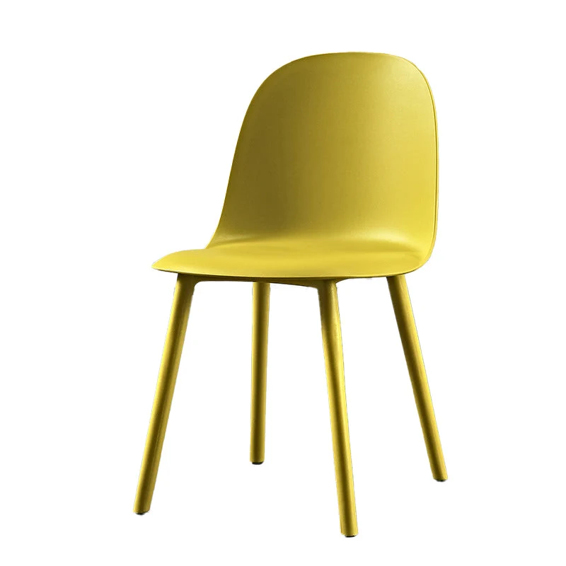Sedia da ristorante scandinava plastica con finitura opaca Parsons Chair (set di 4) Clearhalo