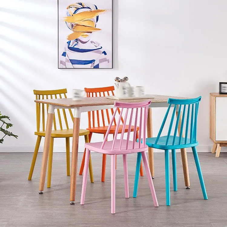 Sedia da sala da pranzo da cucina con schienale doghe plastica contemporanea Clearhalo