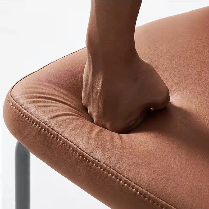 Sedia da sala da pranzo imbottita con gambe metallo con schienale alto per la casa contemporanea Clearhalo