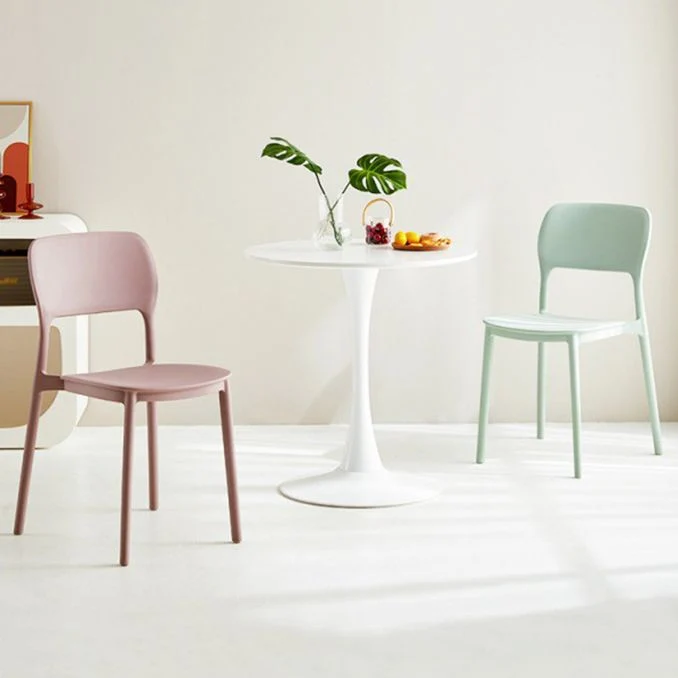 Sedia scandinava da cucina plastica con schienale aperto Clearhalo