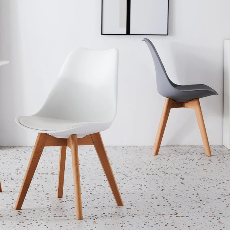 Sedia scandinava per interni, sedia da sala da pranzo imbottita con schienale massiccio e gambe legno Clearhalo