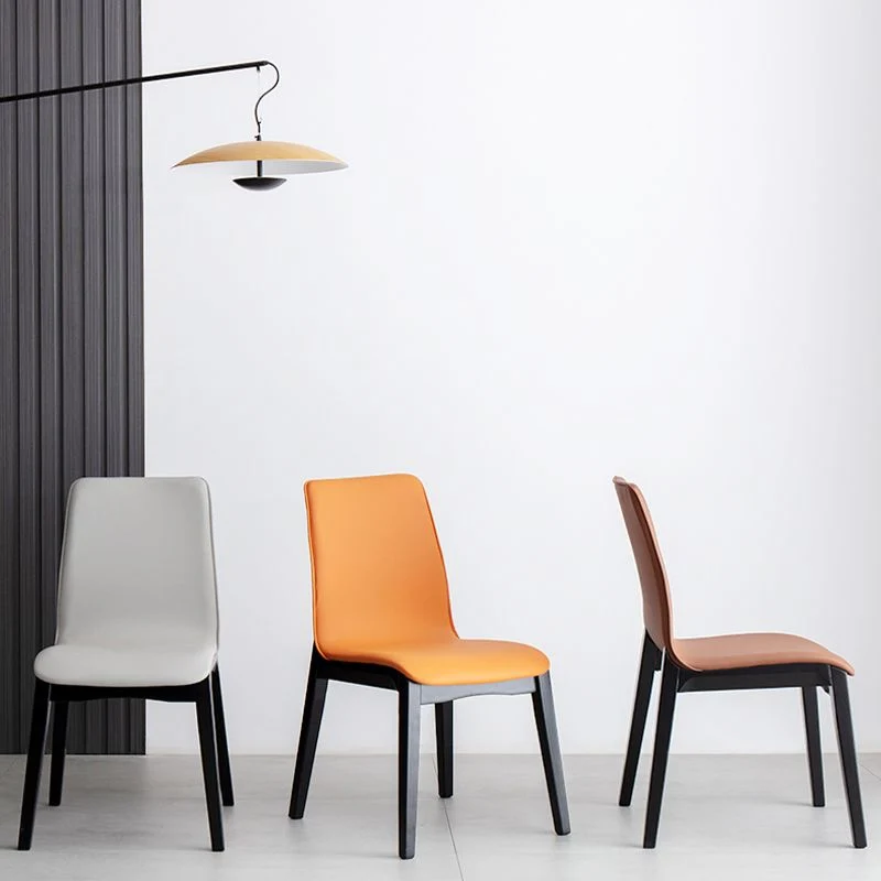 Sedia scandinava per interni. Sedia singola per sala da pranzo, con schienale massiccio, imbottita legno Clearhalo