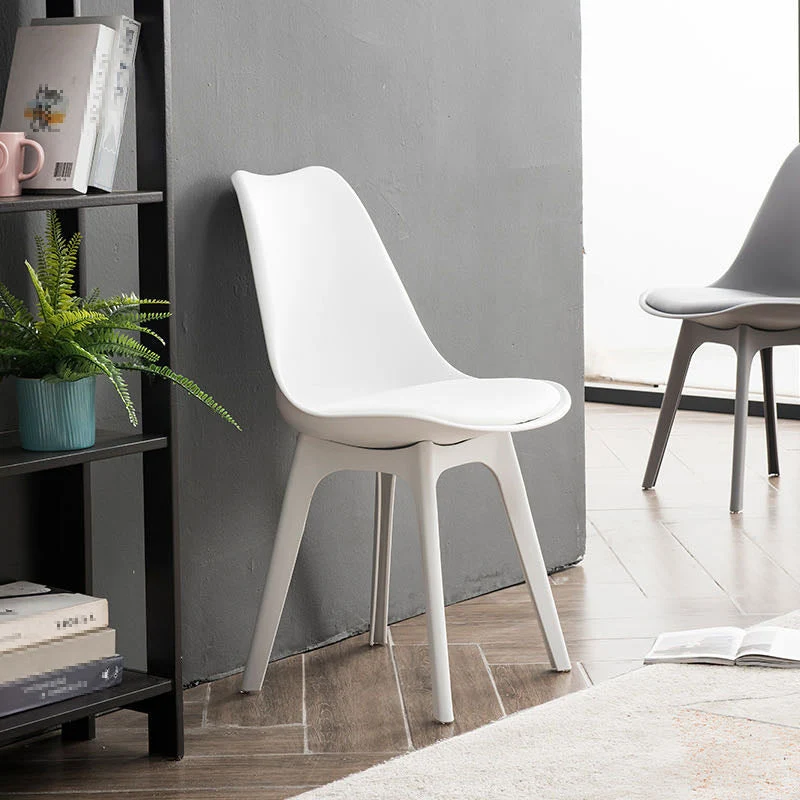 Sedia senza braccioli stile nordico Sedia laterale imbottita plastica (set di 2/4) Clearhalo