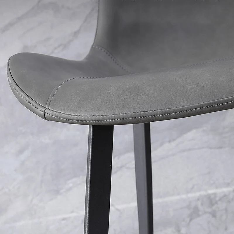 Sedia stile industriale ecopelle, senza braccioli, con gambe metallo Clearhalo