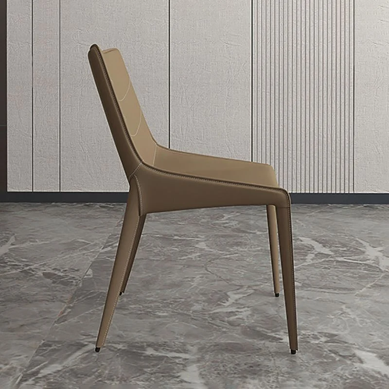 Sedia stile moderno Sedia da pranzo per interni pelle con base metallo Clearhalo