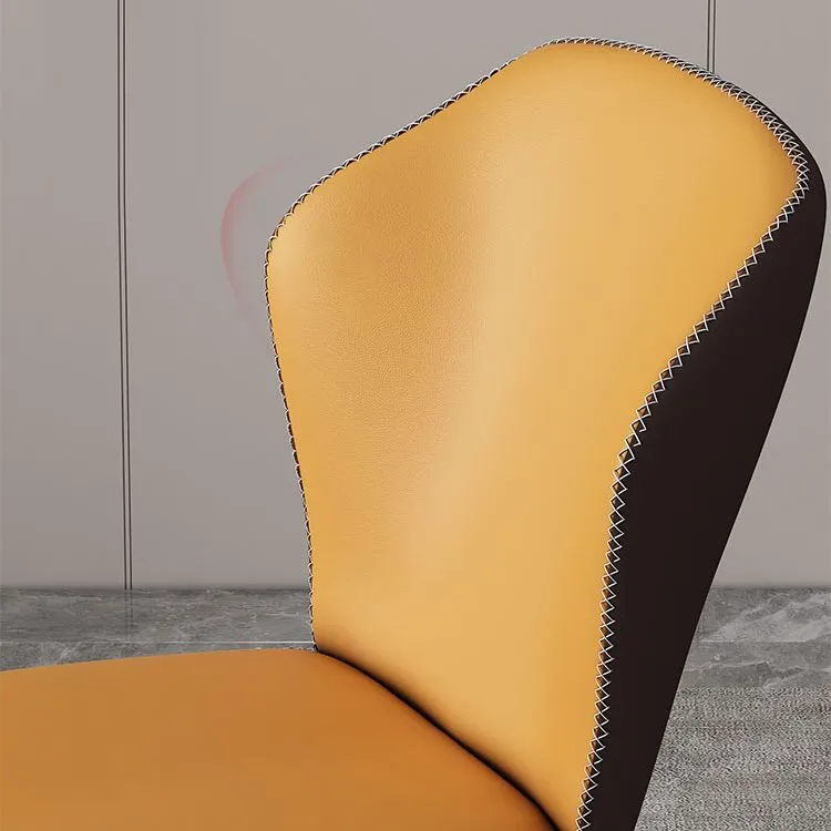 Sedia stile nordico glam da cucina senza braccioli con schienale alto e gambe metallo Clearhalo