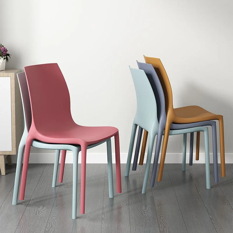Sedie impilabili stile moderno Sedia da pranzo senza braccioli con gambe plastica per cucina Clearhalo