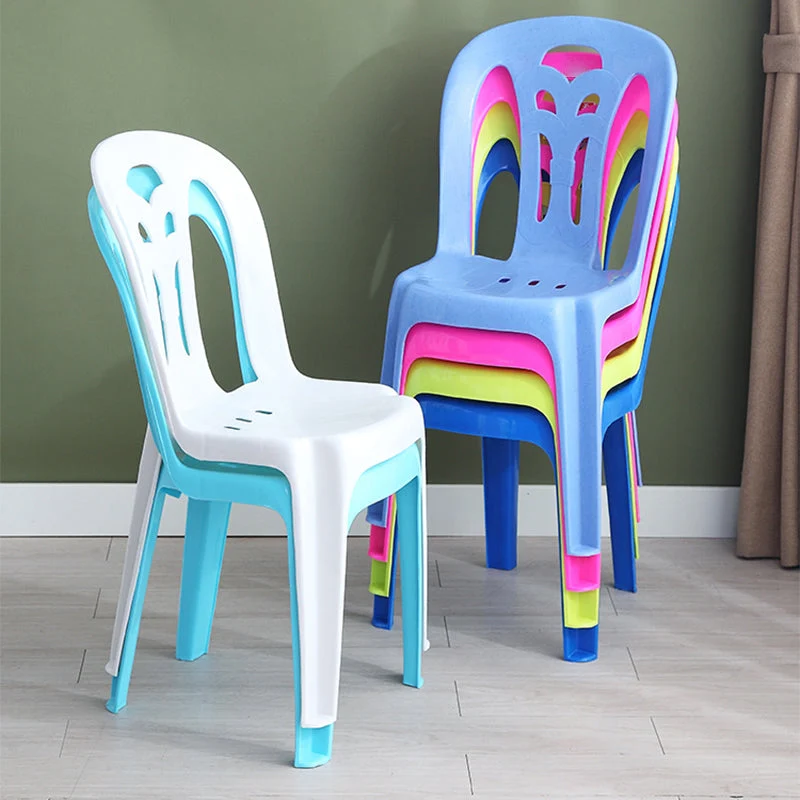 Sedie impilabili sul retro della sedia da pranzo plastica contemporanea senza braccioli per la casa Clearhalo