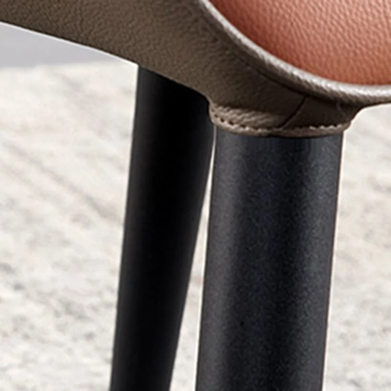 Sedie laterali con braccioli per sedia ecopelle stile industriale con gambe metallo Clearhalo