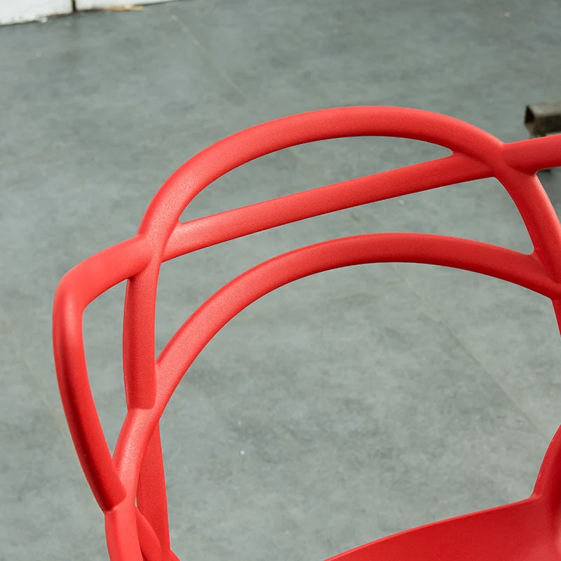 Sedie laterali con braccioli stile nordico Sedie con schienale aperto e gambe plastica per cucina Clearhalo