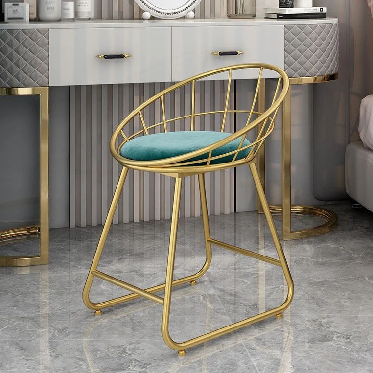 Sedie laterali imbottite dal design nordico Sedie con schienale aperto senza braccioli per la casa Clearhalo