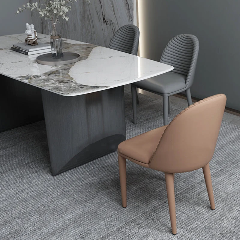 Sedie laterali per sala da pranzo glamour Sedie senza braccioli con base metallo ecopelle Clearhalo