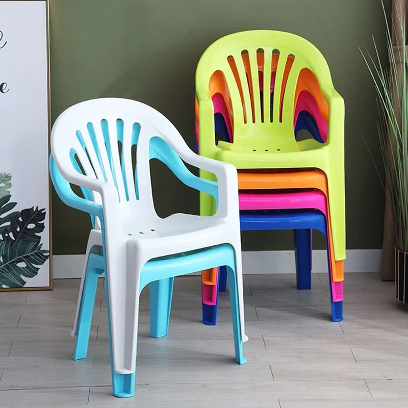 Sedie laterali da pranzo impilabili plastica con schienale doghe stile minimalista per la casa Clearhalo
