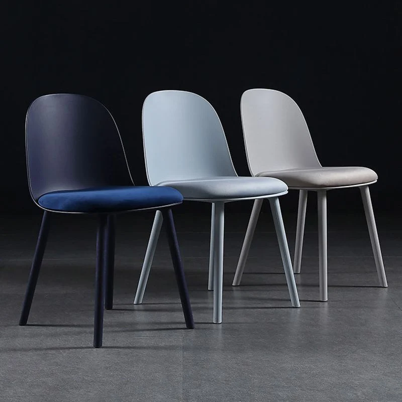 Sedie laterali da pranzo larghe 16'' Sedia moderna plastica con schienale solido per interni ed esterni Clearhalo