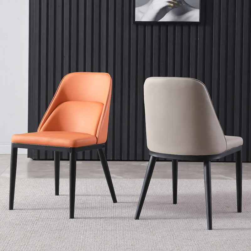 Sedie laterali da pranzo pelle moderna con schienale solido e senza braccioli per uso domestico Clearhalo