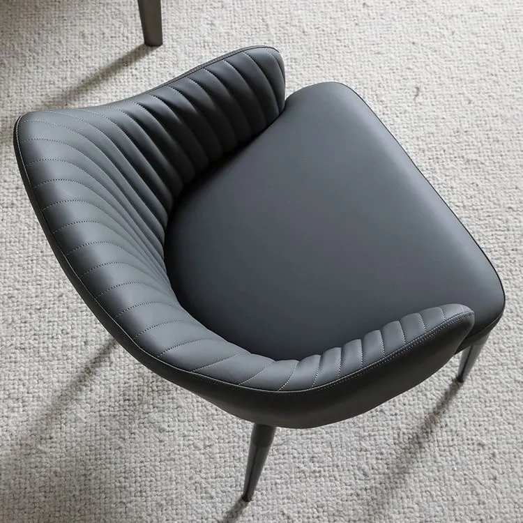 Sedie da pranzo contemporanee con braccioli Sedia da pranzo Parsons ecopelle Clearhalo