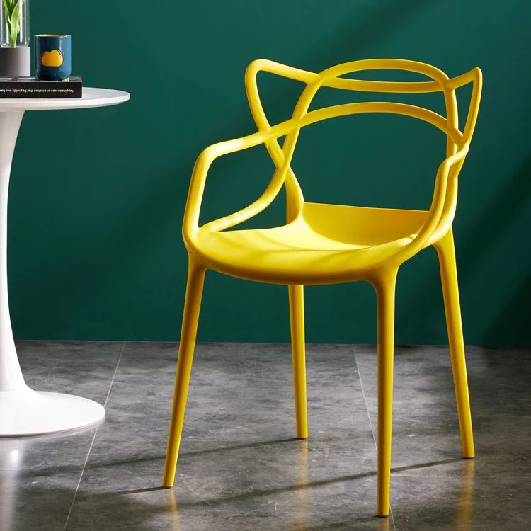 Sedie da pranzo da cucina stile moderno Sedia da pranzo con braccioli e gambe plastica Clearhalo