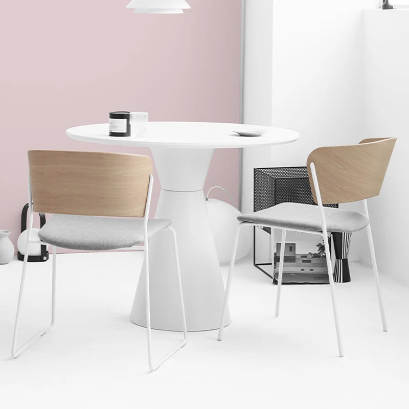 Sedie da pranzo e d'accento imbottite contemporanee con schienale aperto per la casa Clearhalo