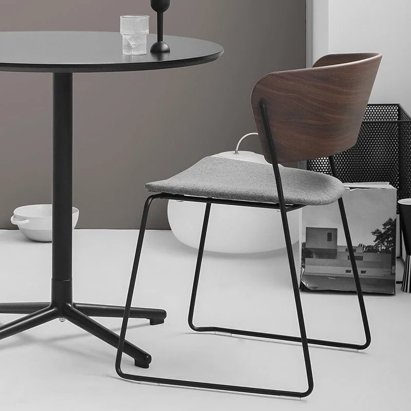 Sedie da pranzo e d'accento imbottite contemporanee con schienale aperto per la casa Clearhalo