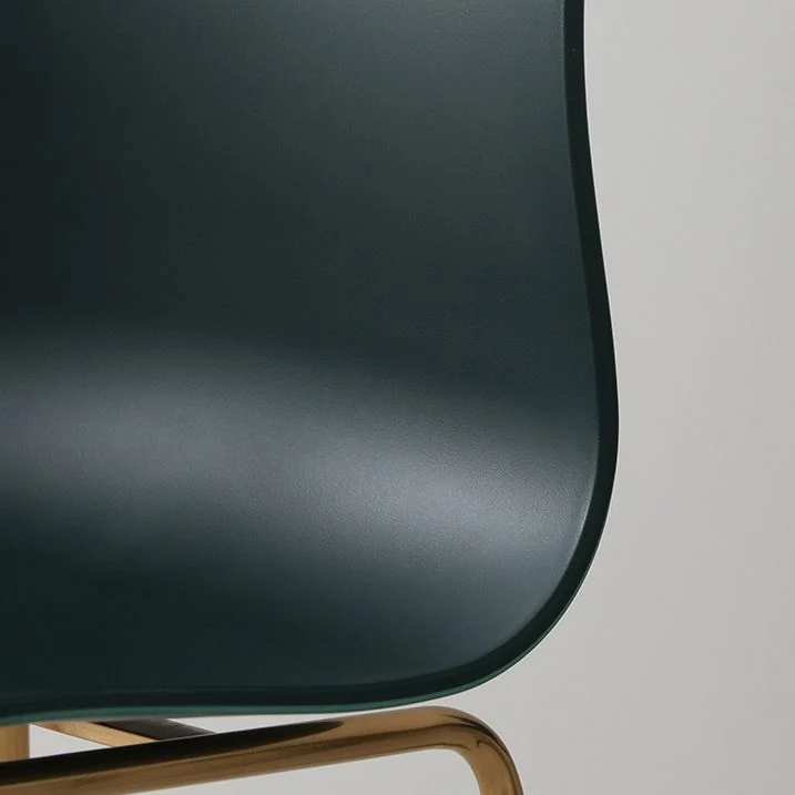Sedie da pranzo moderne metallo senza braccioli Sedie da pranzo plastica per ristorante Clearhalo