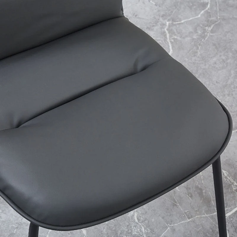 Sedie da pranzo moderne pelle PU Sedie da pranzo metallo senza braccioli per uso ristorante Clearhalo