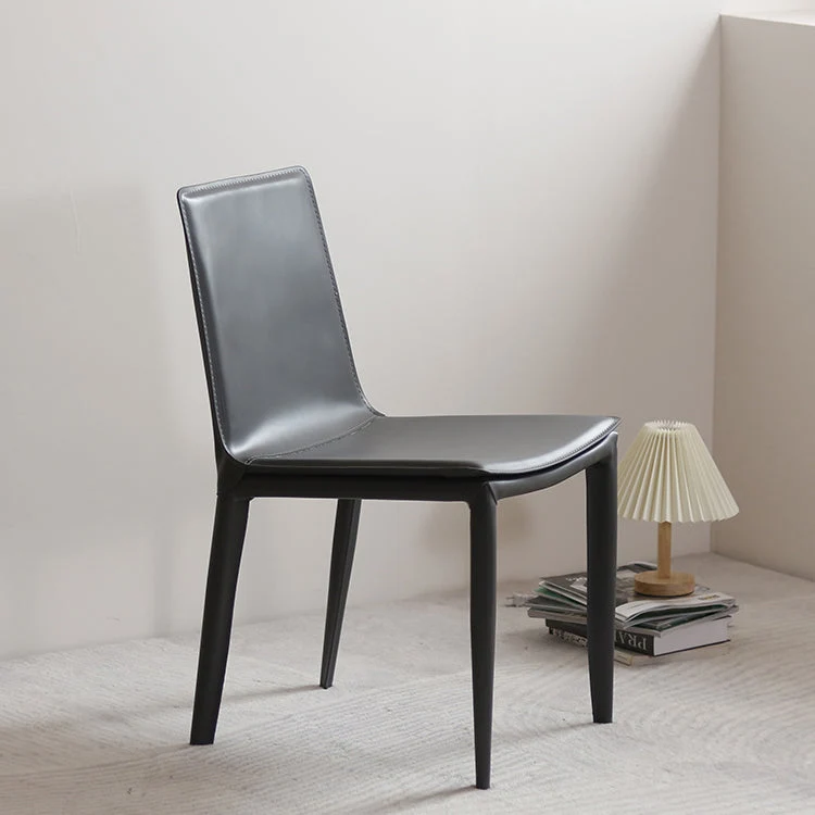 Sedie da pranzo pelle con schienale massiccio senza braccioli dal design moderno per uso domestico Clearhalo