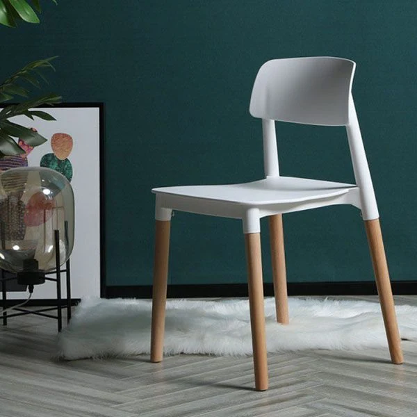 Sedie da pranzo plastica Mobili da pranzo laterali contemporanei con schienale aperto finitura opaca Clearhalo