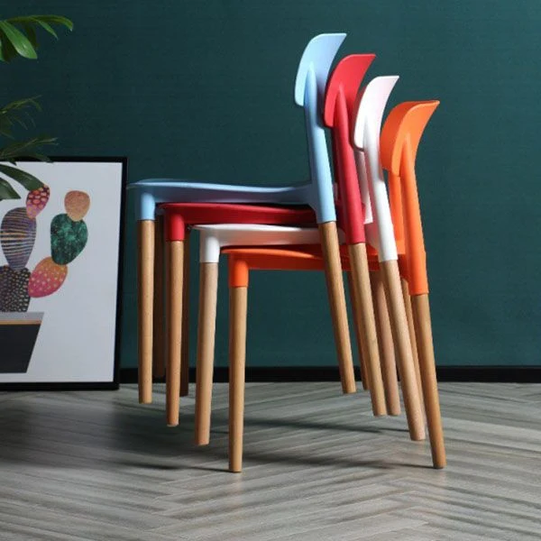 Sedie da pranzo plastica Mobili da pranzo laterali contemporanei con schienale aperto finitura opaca Clearhalo