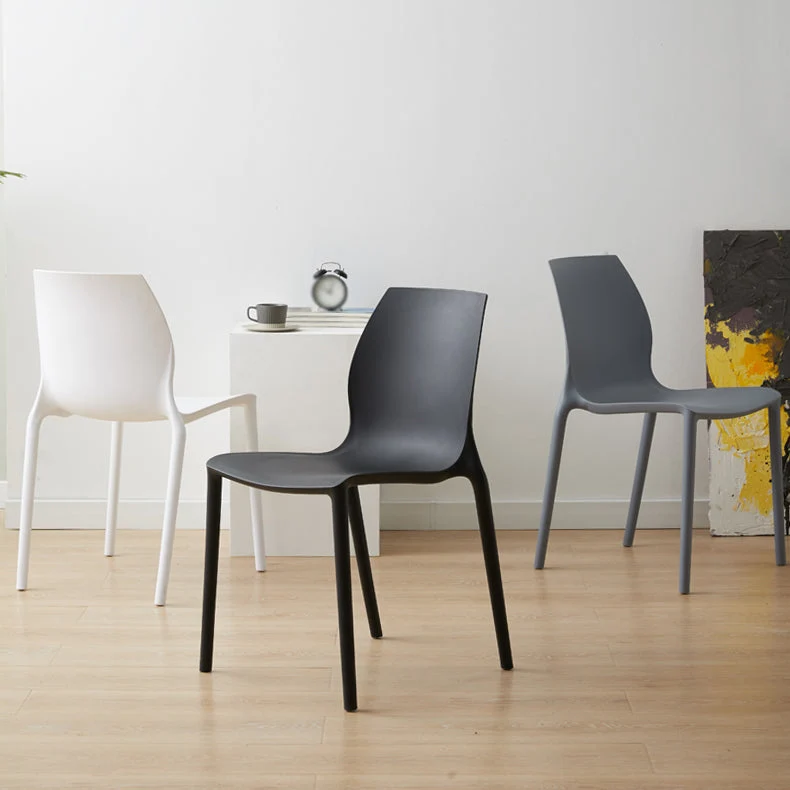 Sedie da pranzo scandinave senza braccioli Sedia laterale plastica impilabile per interni con schienale solido Clearhalo