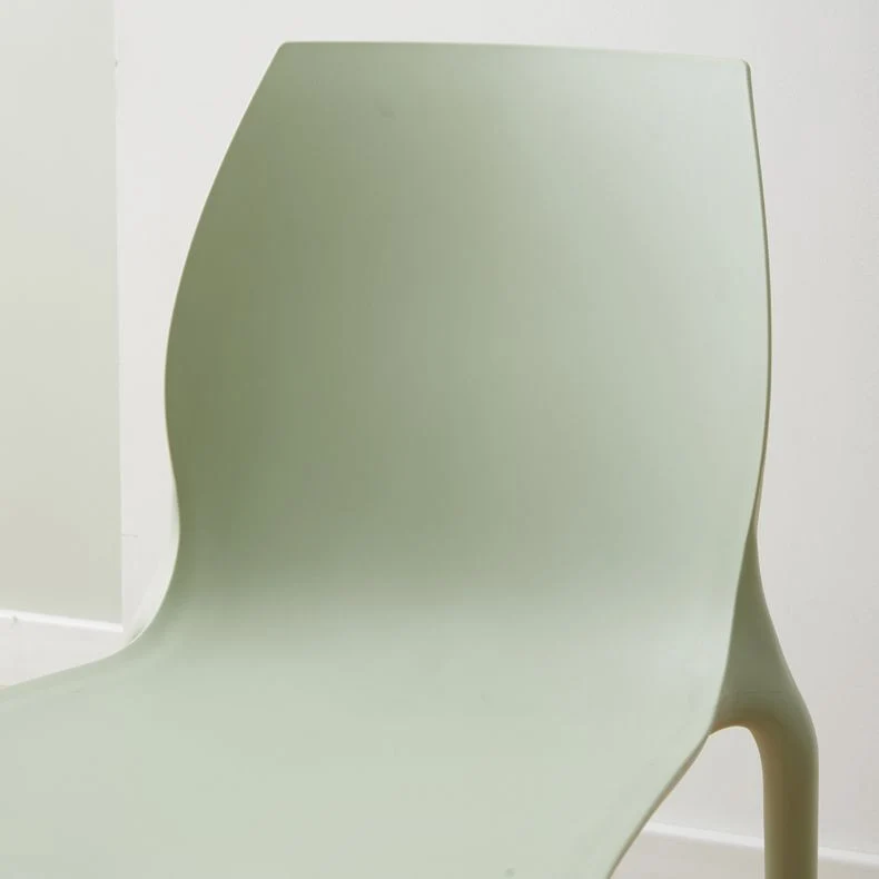 Sedie da pranzo scandinave senza braccioli Sedia laterale plastica impilabile per interni con schienale solido Clearhalo