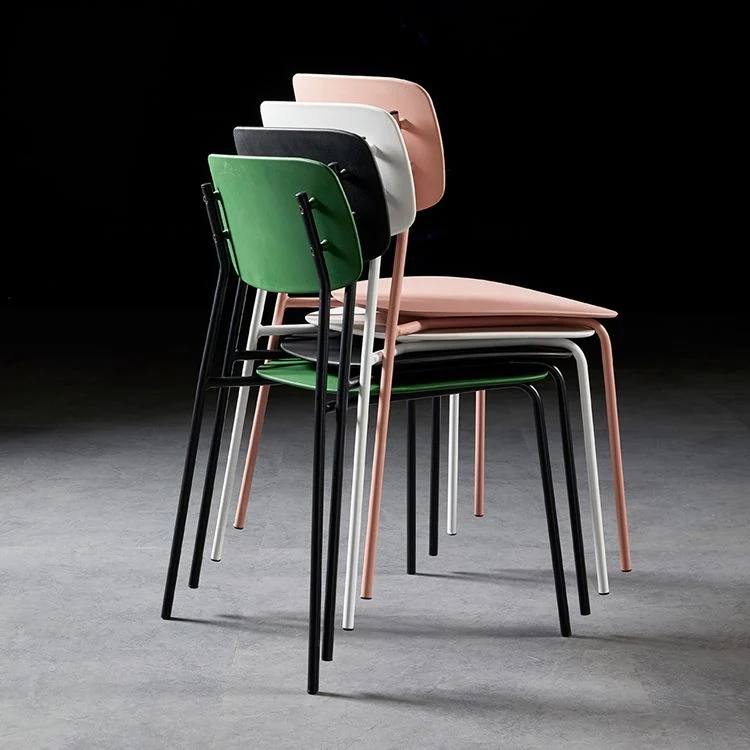 Sedie da sala da pranzo contemporanee metallo Sedia da pranzo con schienale aperto senza braccioli per uso domestico Clear...