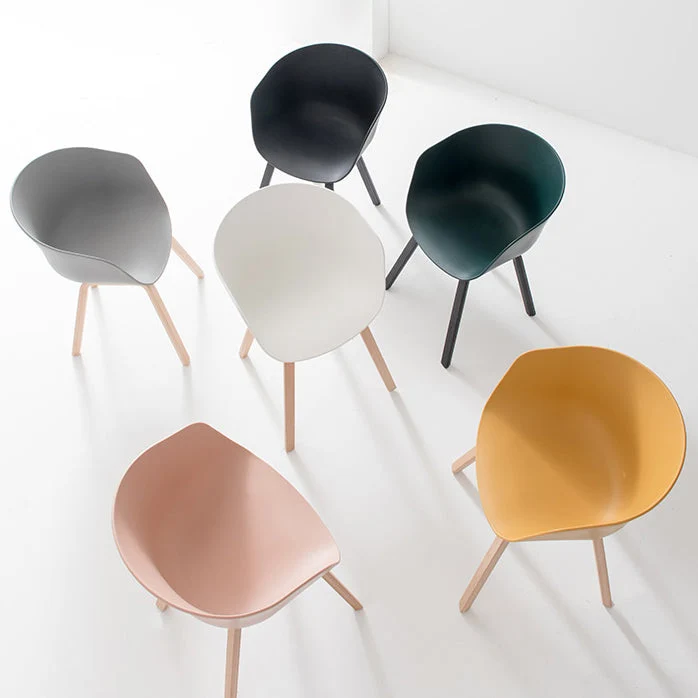 Sedie da sala da pranzo stile moderno Poltrona solida con gambe legno Clearhalo