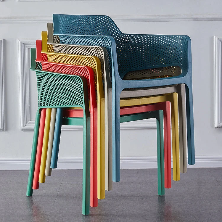 Sedie da sala da pranzo stile moderno Poltrone impilabili con gambe plastica Clearhalo