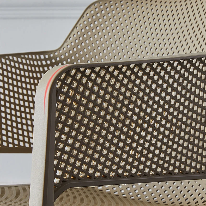 Sedie da sala da pranzo stile moderno Poltrone impilabili con gambe plastica Clearhalo