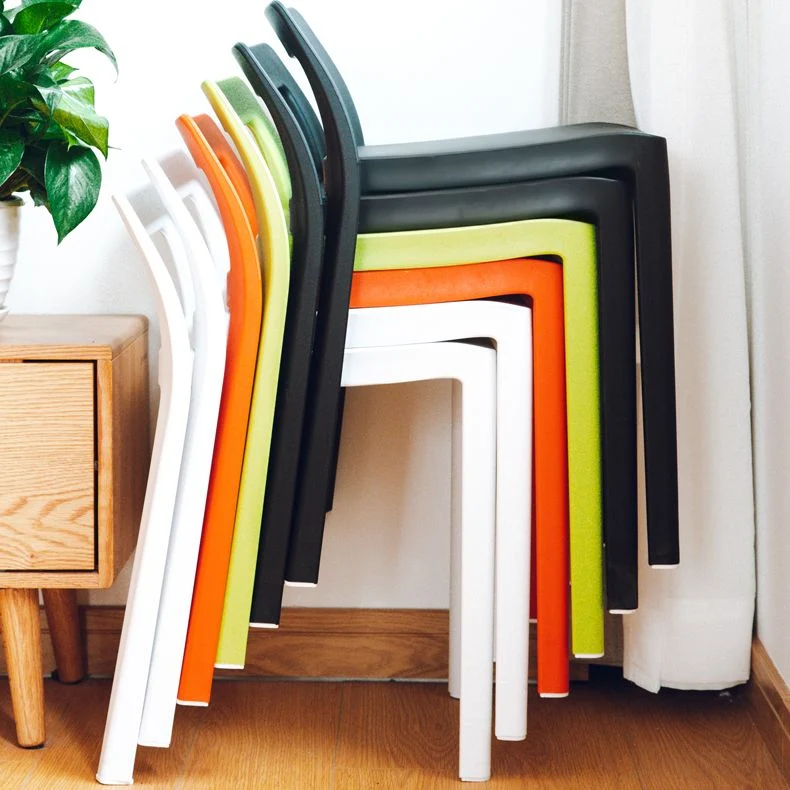 Set di sedie plastica stile moderno per sala da pranzo, cucina, sedie laterali con schienale aperto Clearhalo