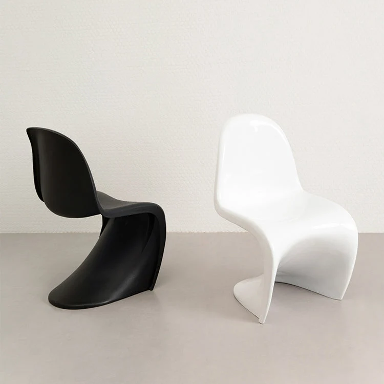 Set di sedie plastica stile scandinavo per sala da pranzo, sedie laterali con schienale solido Clearhalo