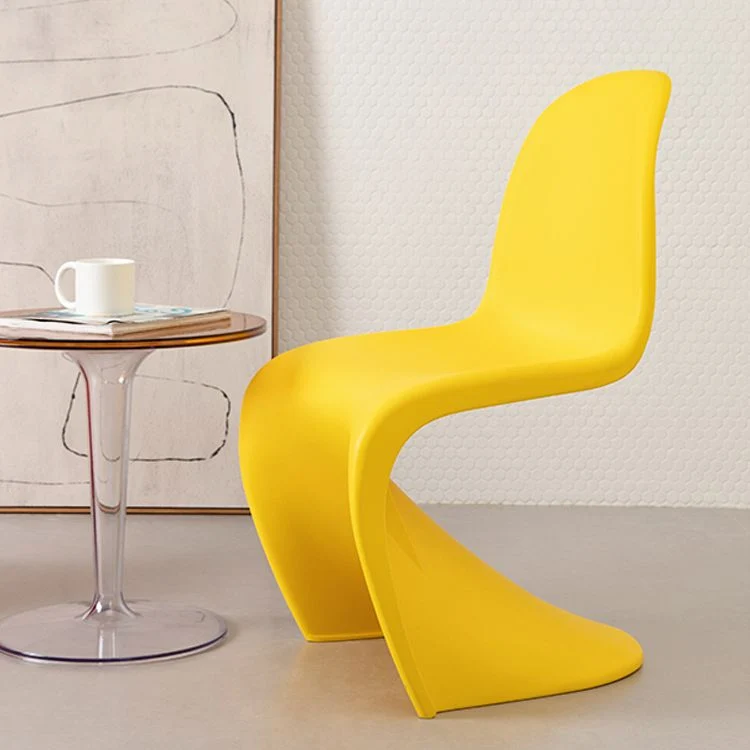 Set di sedie plastica stile scandinavo per sala da pranzo, sedie laterali con schienale solido Clearhalo