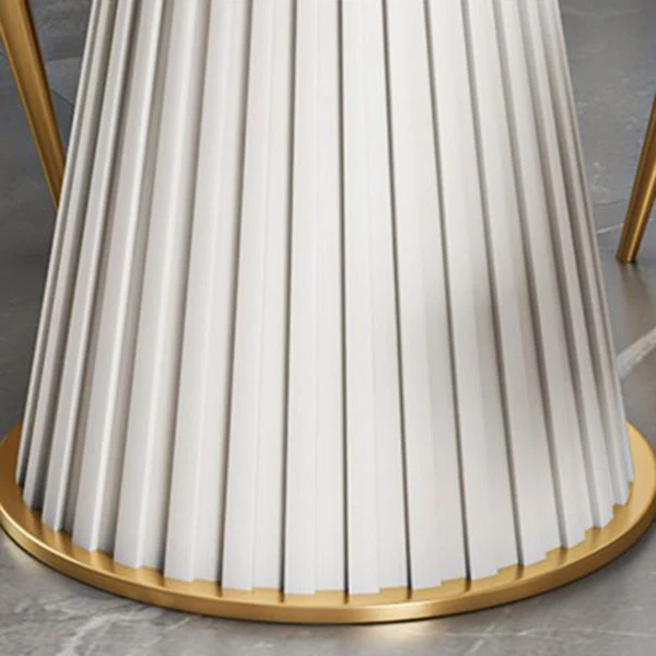 Set tavolo da pranzo rotondo Glam Set dinette da 1/2/5/7 pezzi con piano pietra sinterizzata bianca Clearhalo