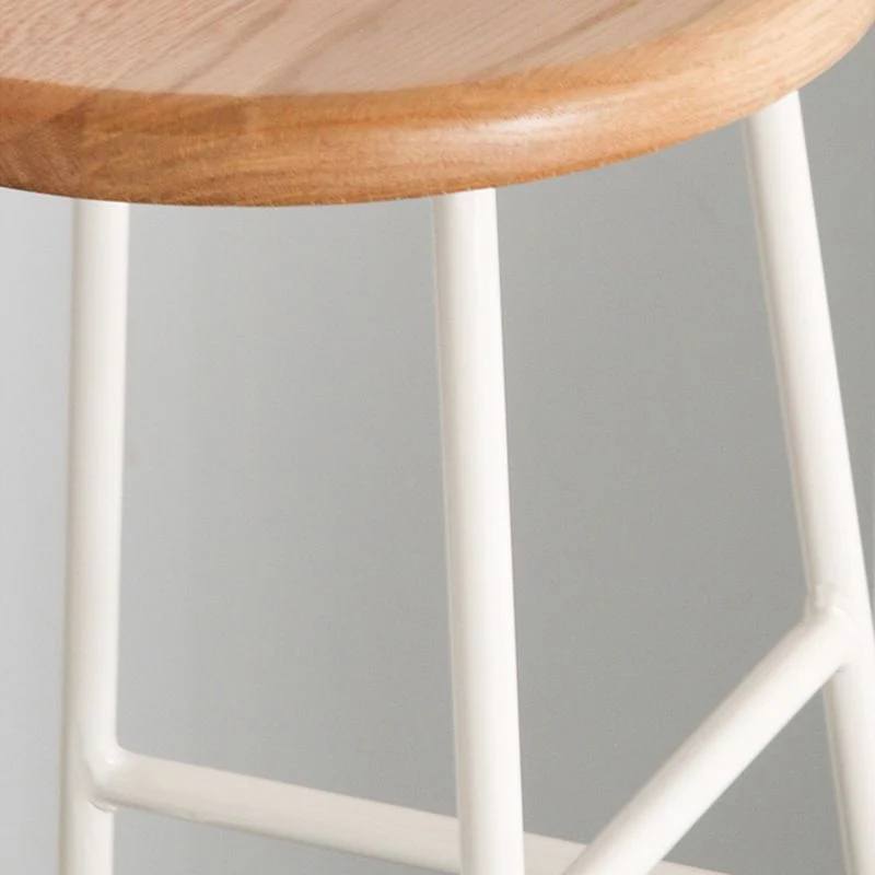 Sgabelli da bar rotondi da caffetteria moderni legno massello ad altezza poggiapiedi Clearhalo