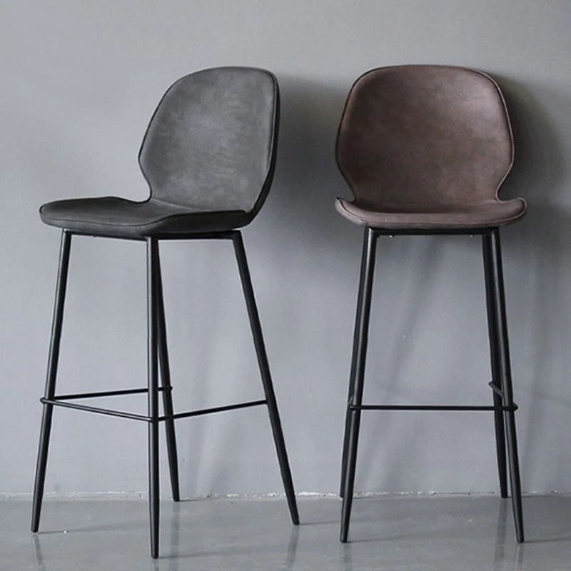 Sgabello alto da bar senza braccioli con schienale moderno, ferro, con cuscino pelle Clearhalo